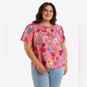 Draper James Mary Flutter Sleeve Top in Lurex Stripe Size 3x